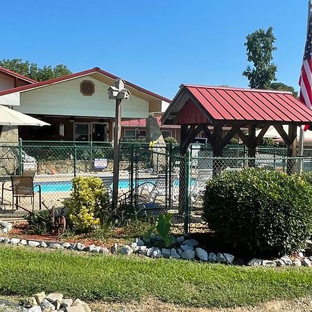 Bay Springs Country Inn & Marina Centre Bagian luar foto